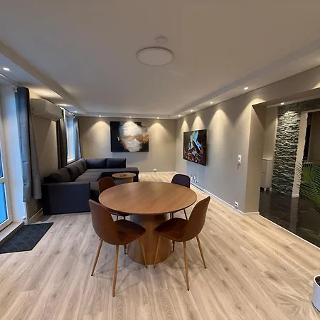 Luxury * Kristiansund